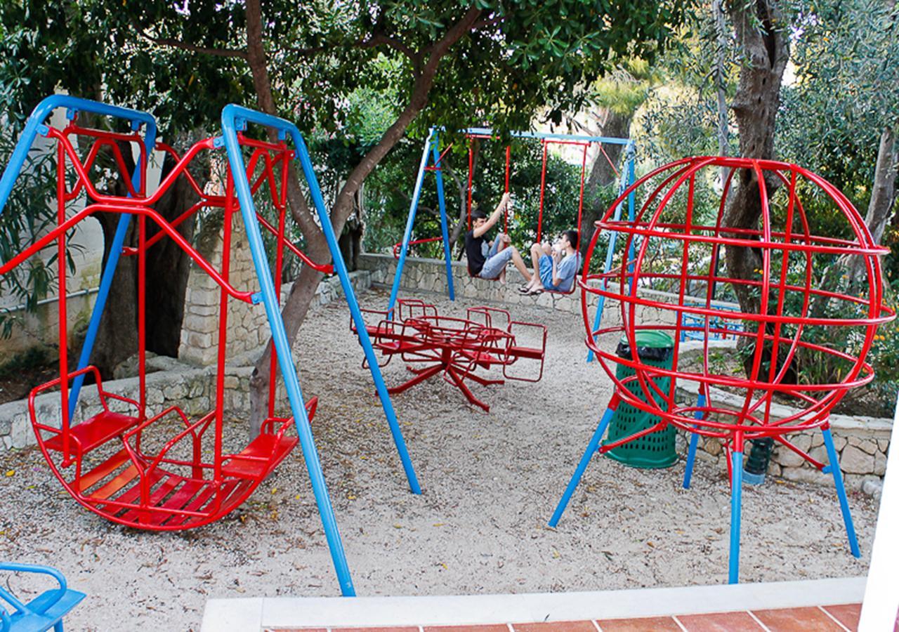 Camping Village Degli Ulivi Mattinata Ngoại thất bức ảnh