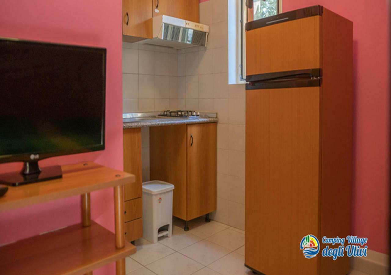 Camping Village Degli Ulivi Mattinata Ngoại thất bức ảnh