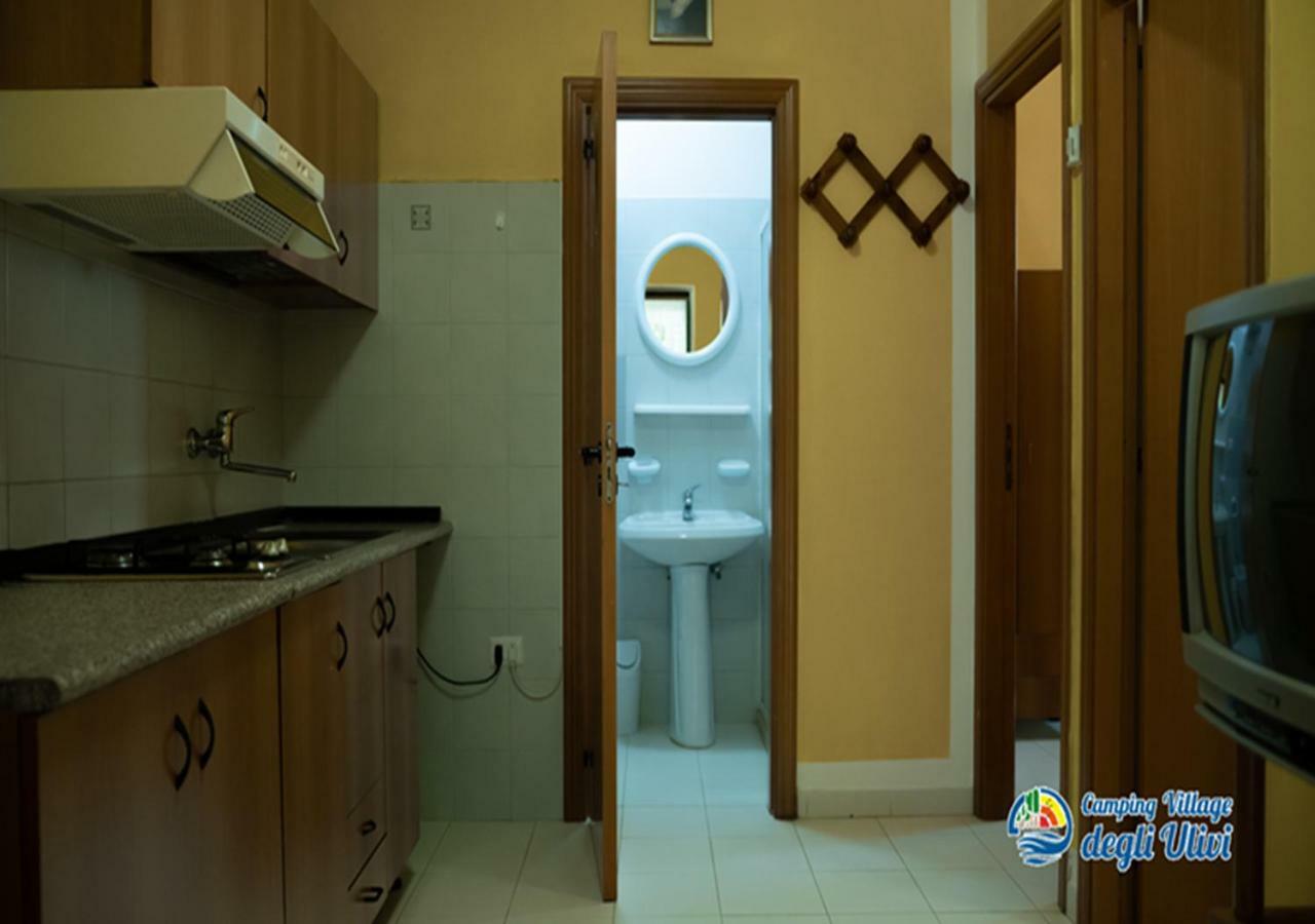 Camping Village Degli Ulivi Mattinata Ngoại thất bức ảnh