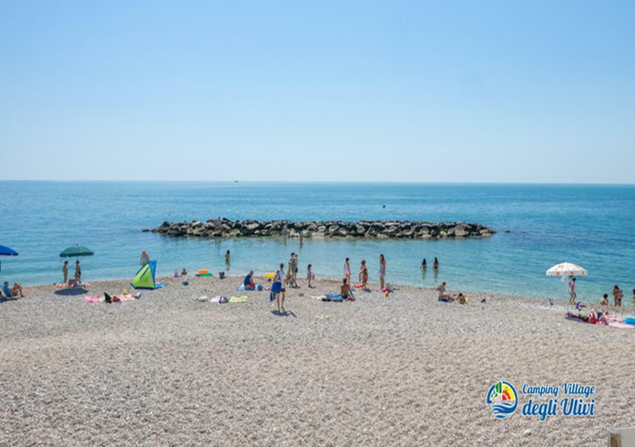Camping Village Degli Ulivi Mattinata Ngoại thất bức ảnh